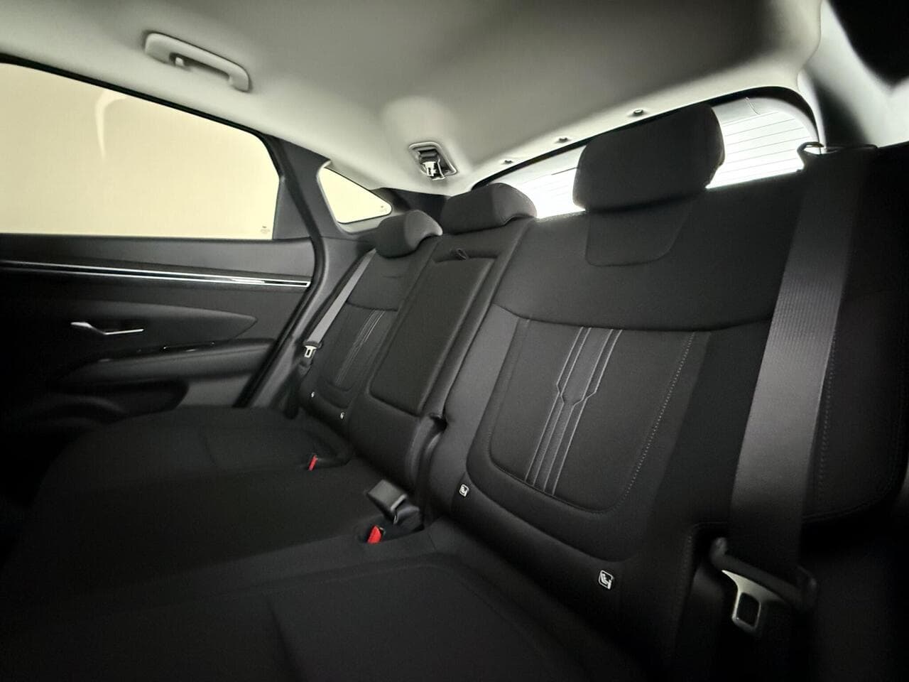 Hyundai TUCSON thumbnail Seats Rear