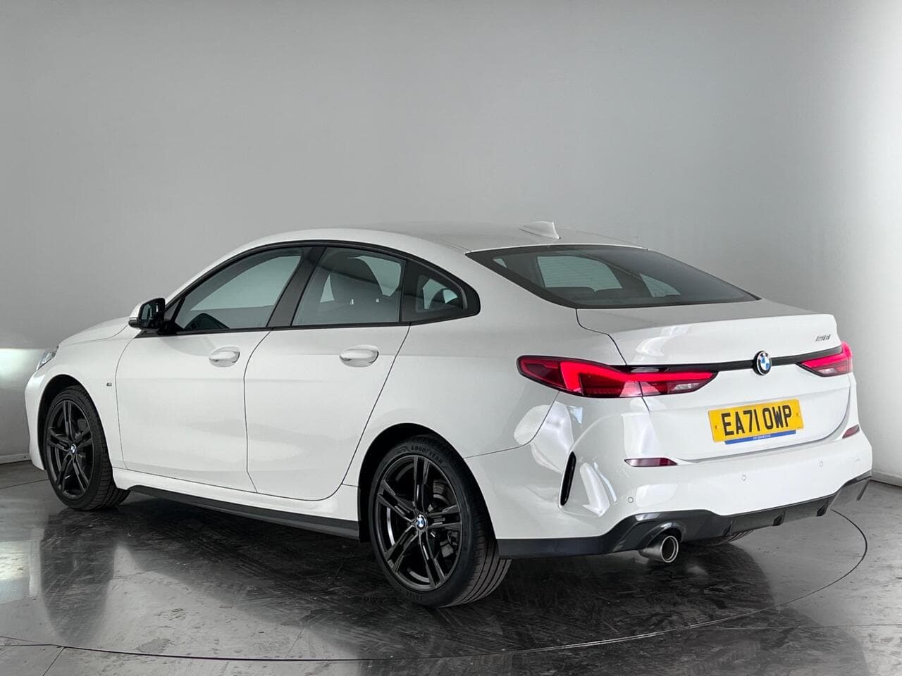 BMW 2 Series Gran Coupe thumbnail Rear Left
