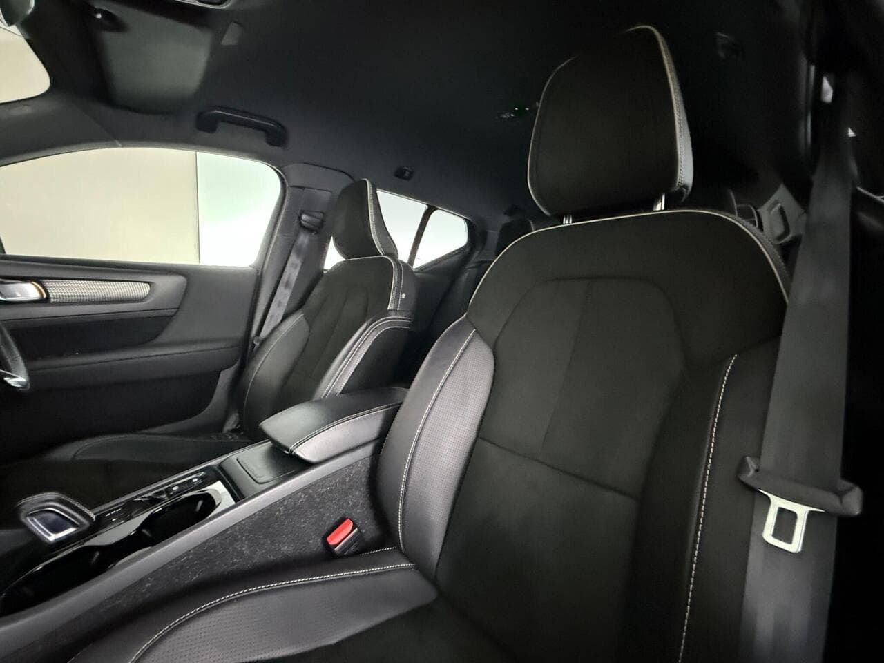 Volvo XC40 thumbnail Seat Front Passenger