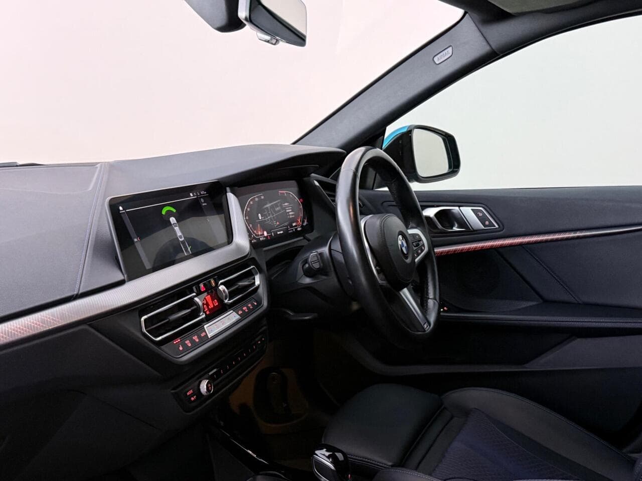 BMW 2 Series Gran Coupe thumbnail Interior Front