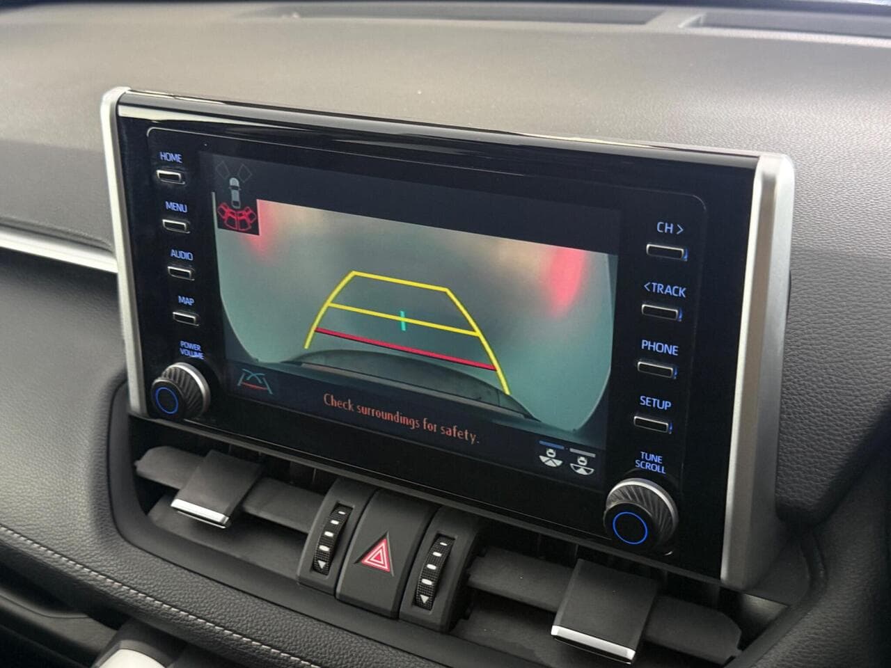 Toyota RAV4 thumbnail Infotainment System