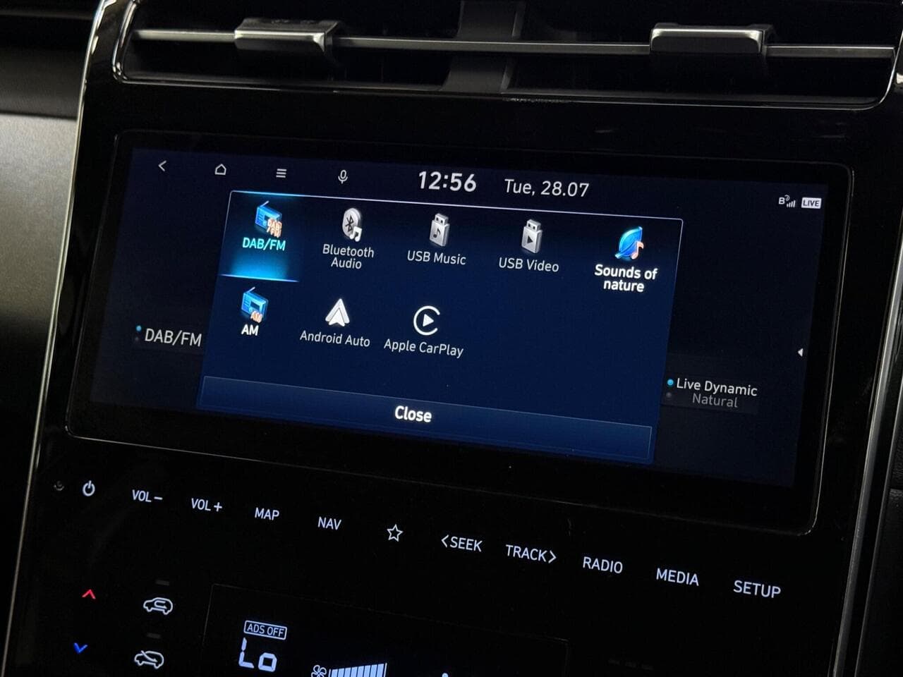 Hyundai TUCSON thumbnail Infotainment System