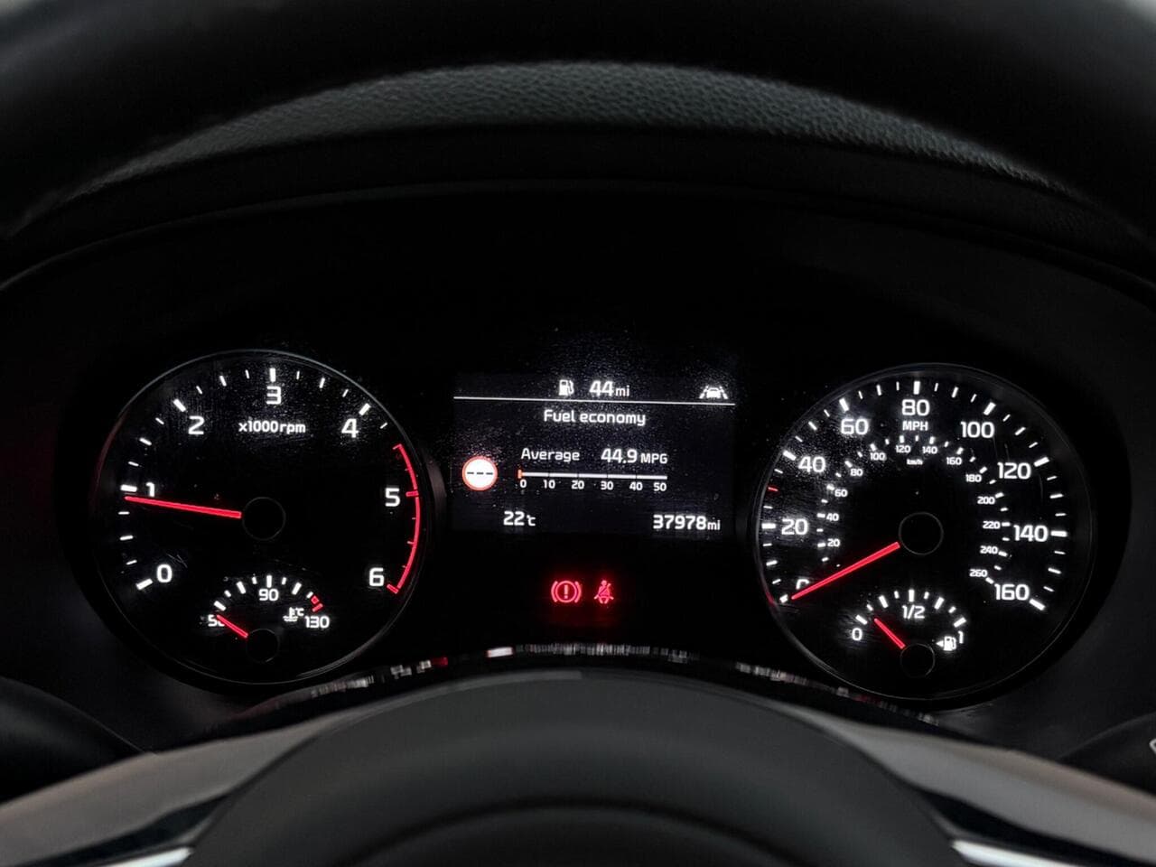 Kia Sportage thumbnail Driver Instruments