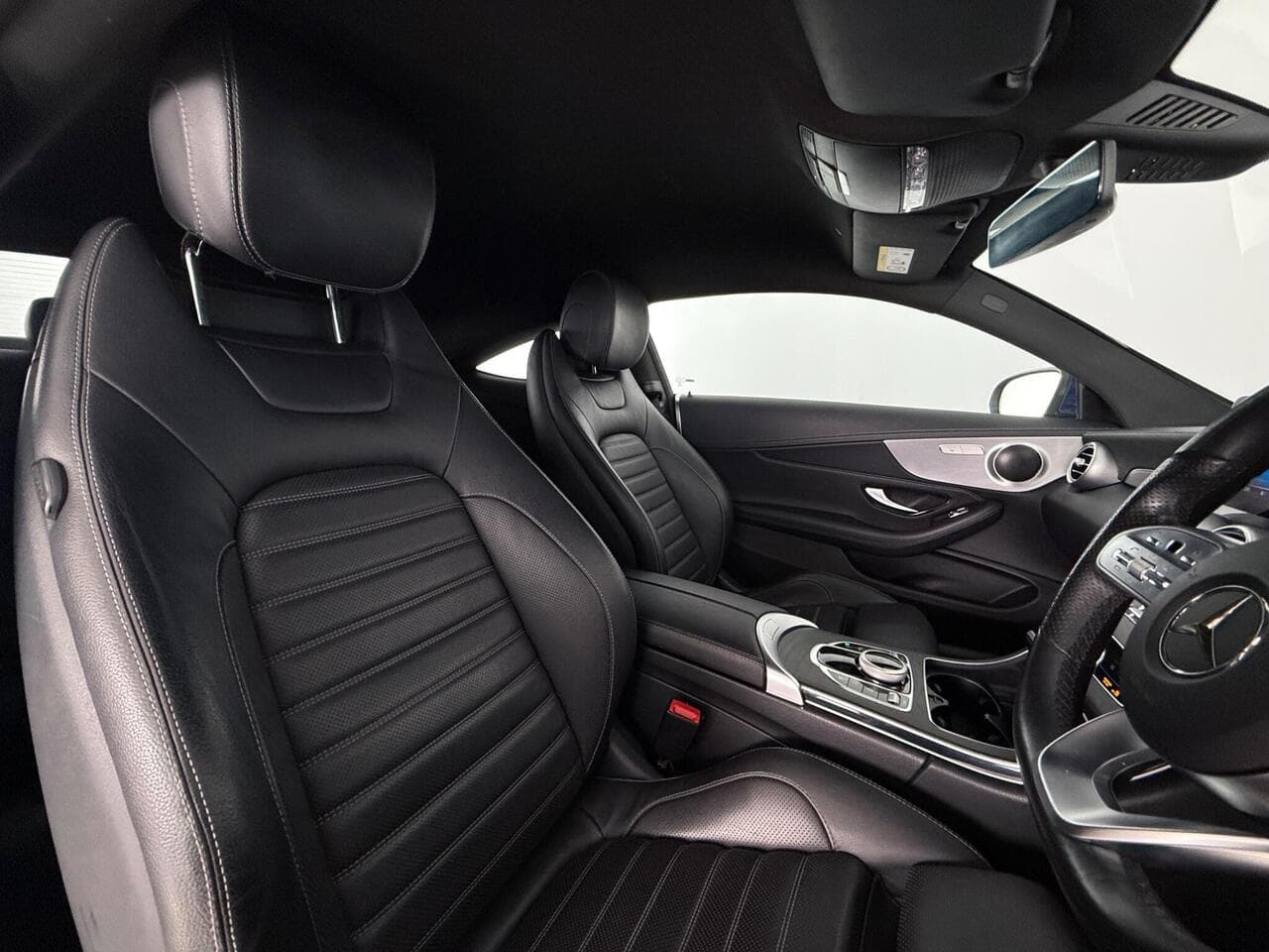 Mercedes-Benz C Class thumbnail Seat Driver