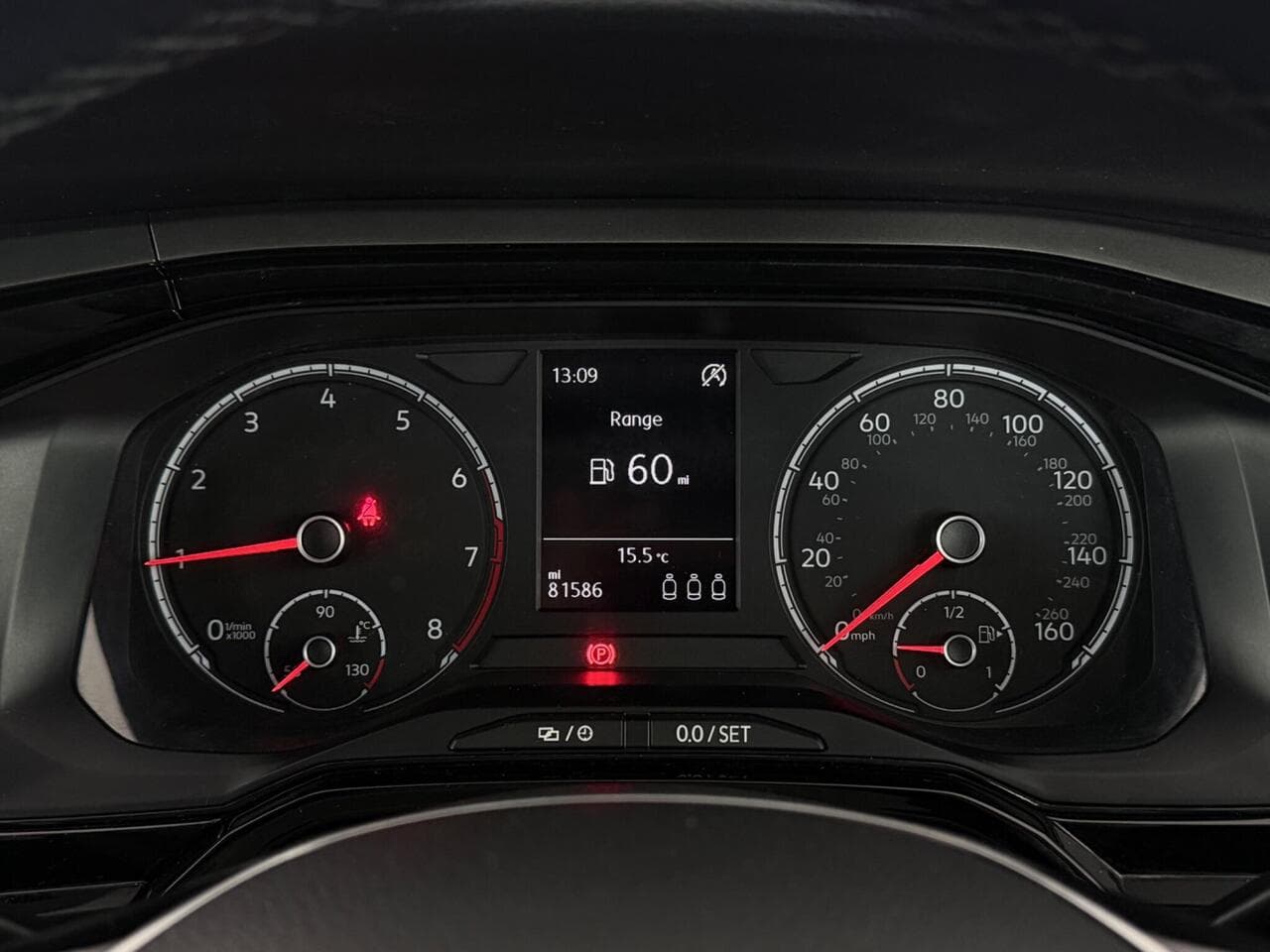 Volkswagen Polo thumbnail Driver Instruments