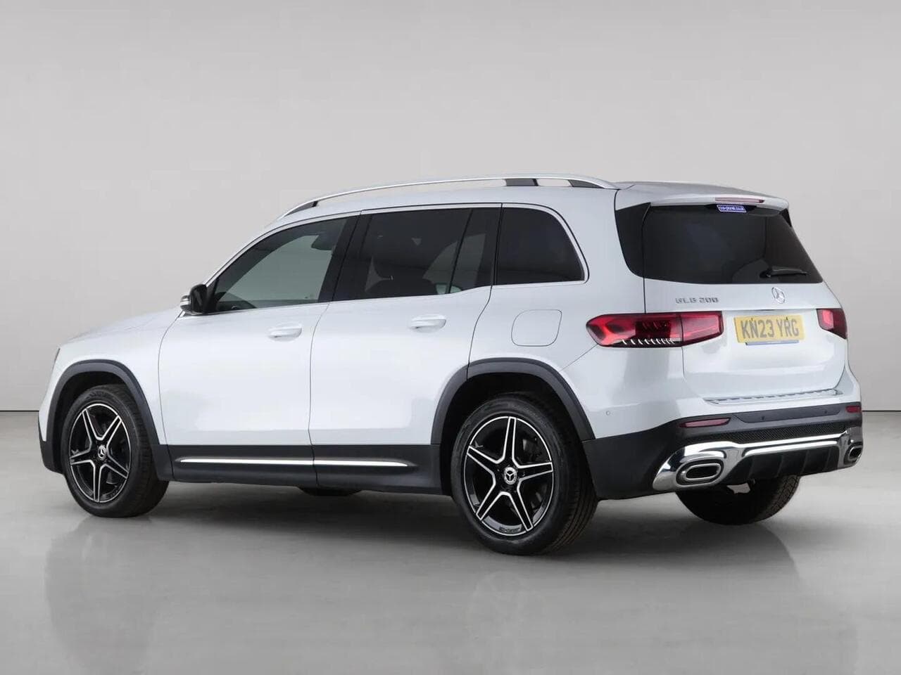 Mercedes-Benz GLB thumbnail Rear Left