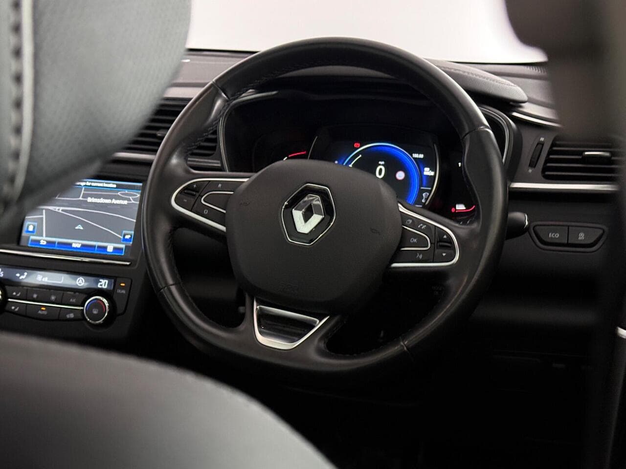 Renault Kadjar thumbnail Steering Wheel