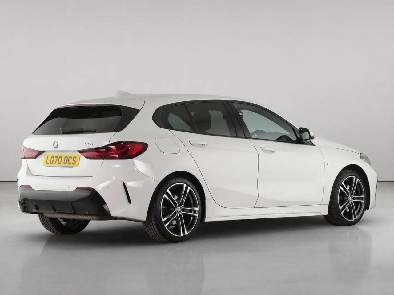 BMW 1 Series thumbnail Rear Right