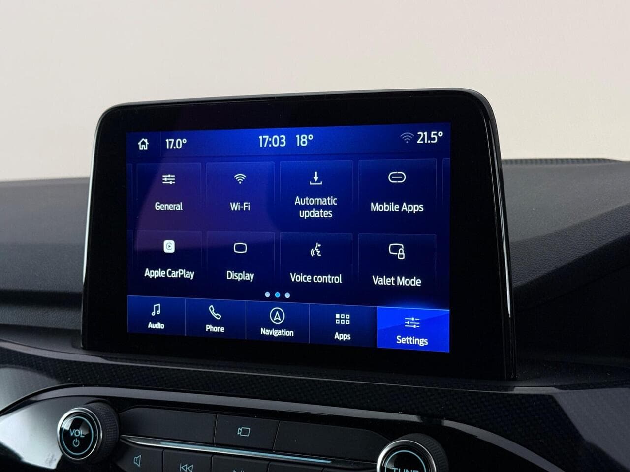 Ford Kuga thumbnail Infotainment System