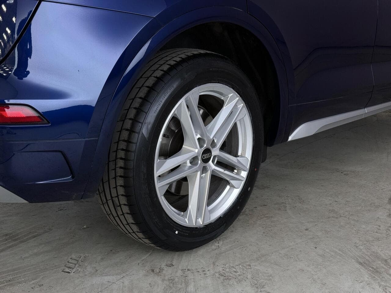 Audi Q5 thumbnail Wheel