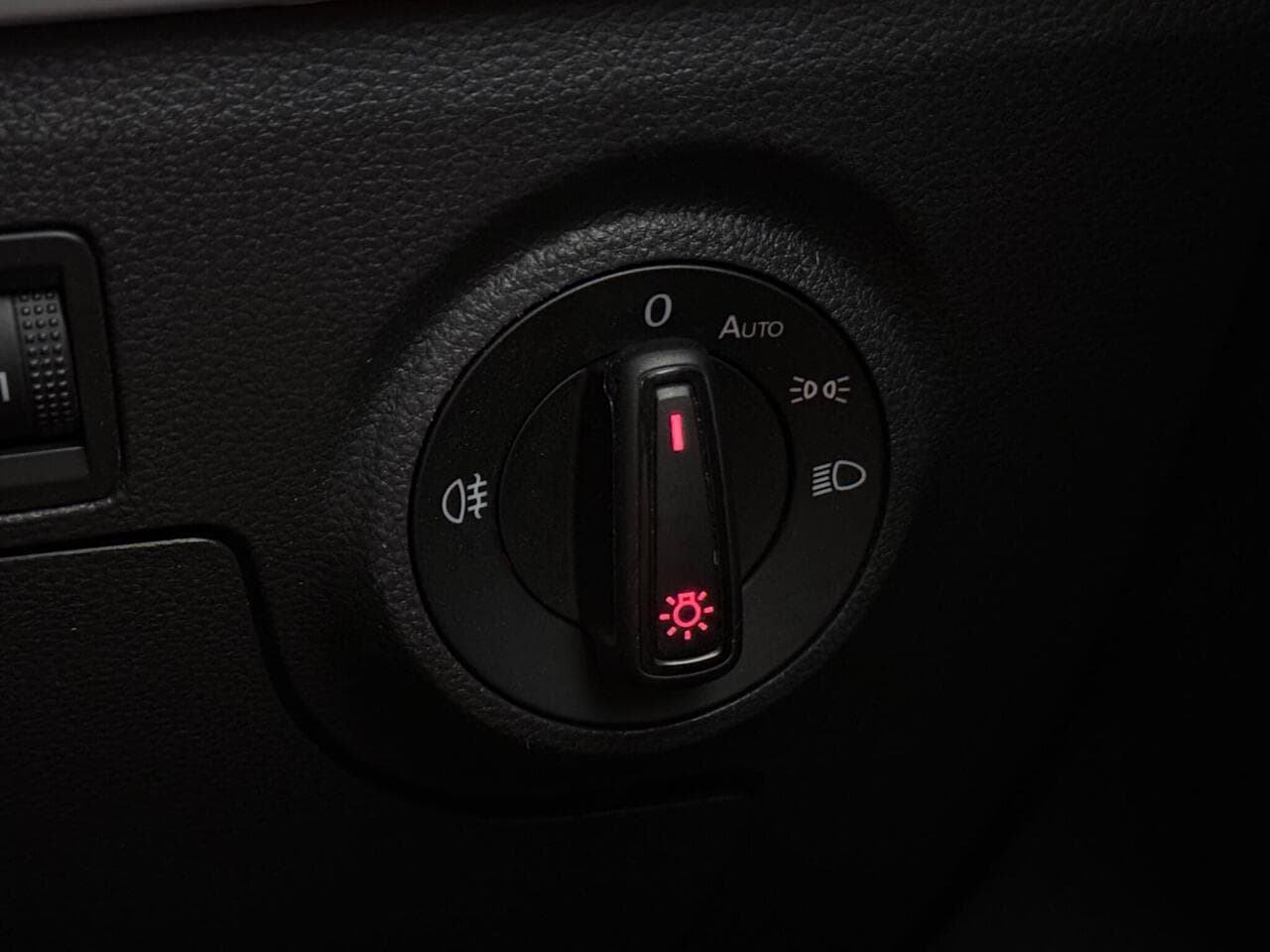 SEAT Arona thumbnail Misc Controls