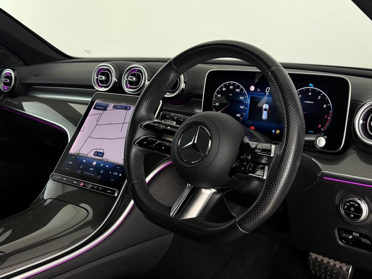 Mercedes-Benz C Class thumbnail Interior Front