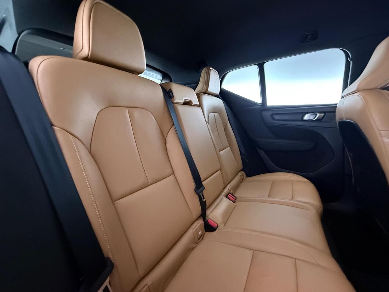 Volvo XC40 thumbnail Seats Rear