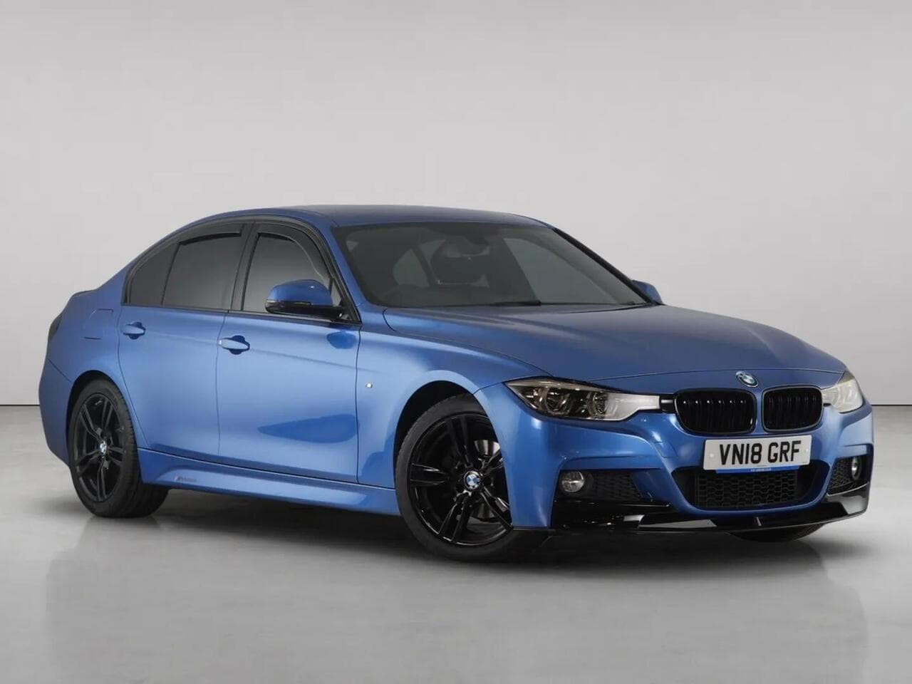 BMW 3 Series - BMW 3 Series 2.0 320i M Sport Saloon 4dr Petrol Auto Euro 6 (s/s) (184 ps)