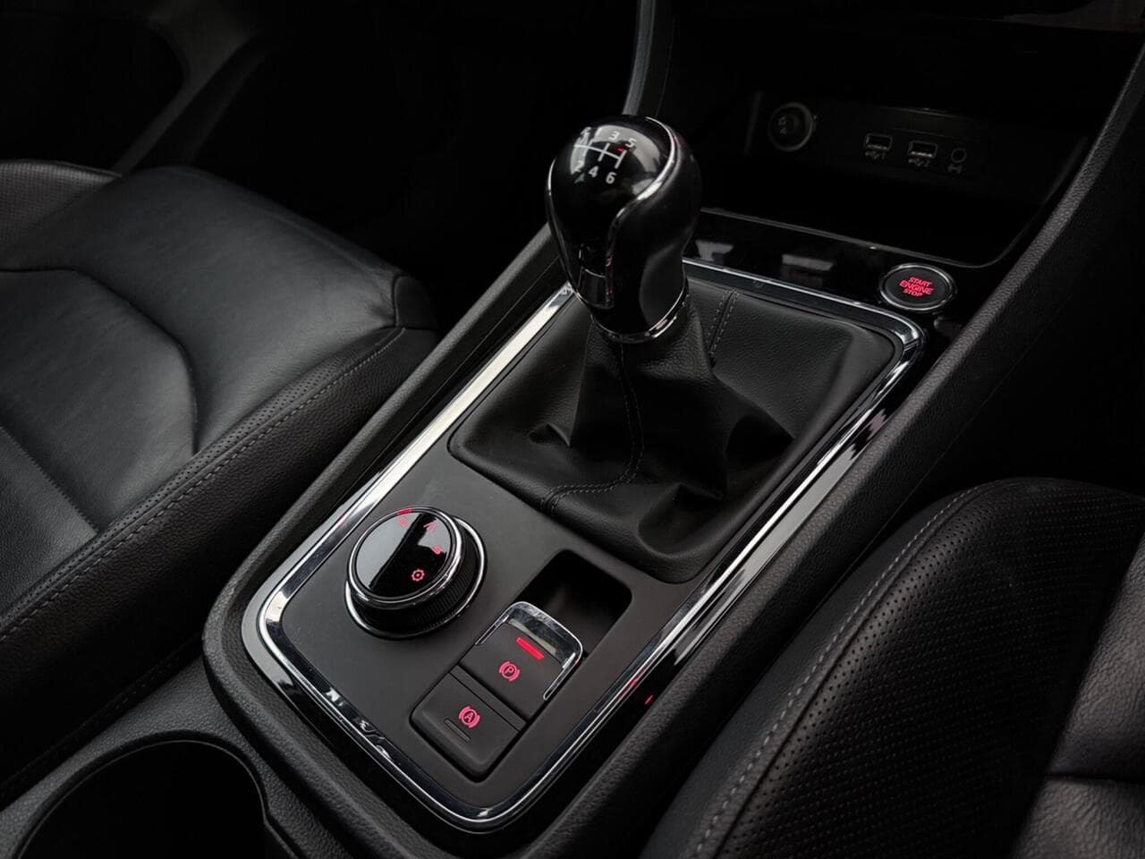 SEAT Ateca thumbnail Interior Front