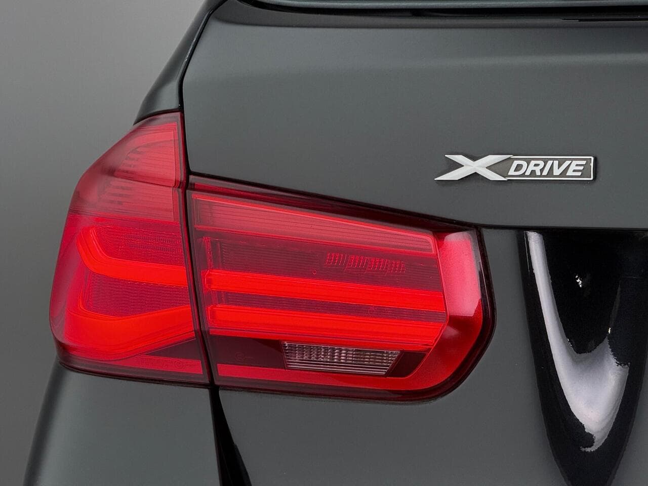 BMW 3 Series thumbnail Lights Rear
