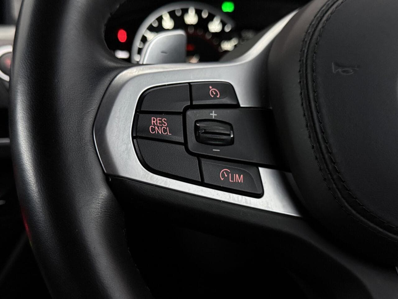 BMW X3 thumbnail Misc Controls