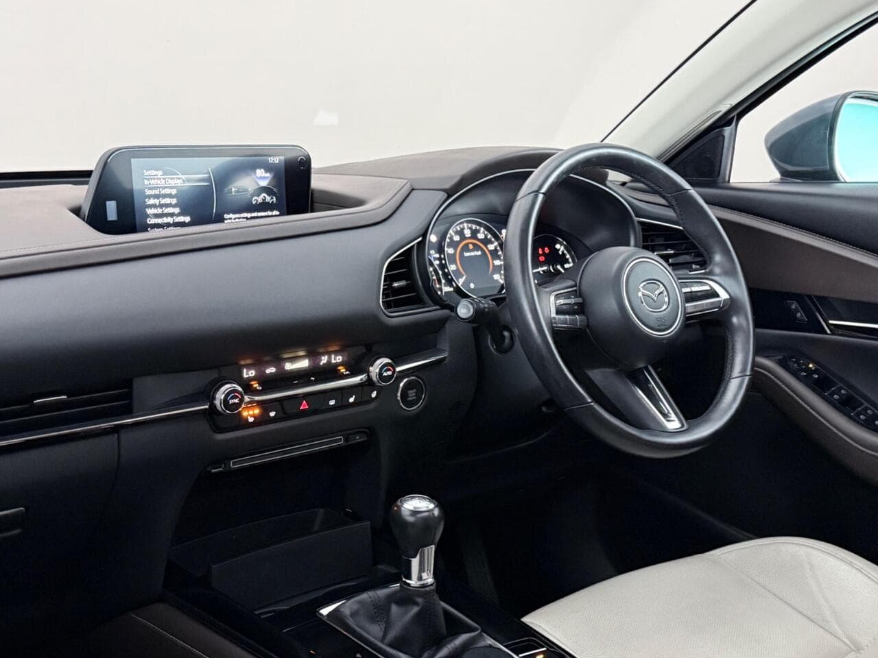 Mazda CX-30 thumbnail Interior Front