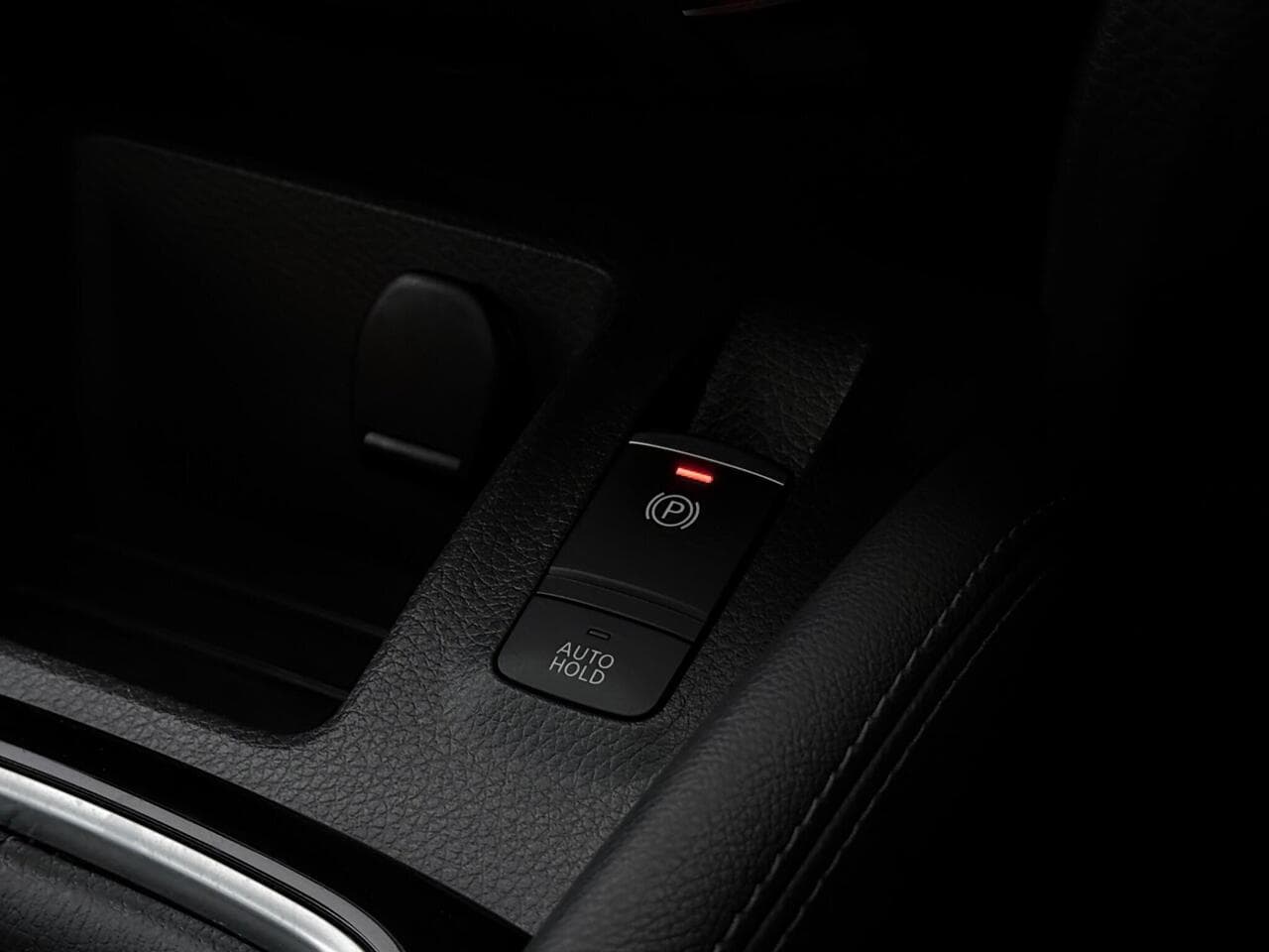 Nissan Qashqai thumbnail Misc Controls