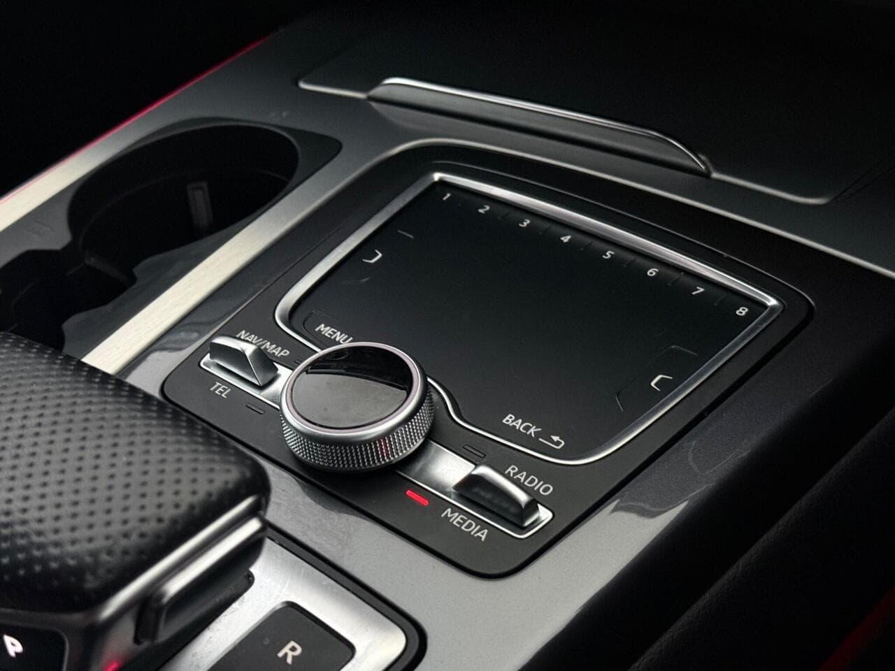 Audi Q7 thumbnail Inconclusive