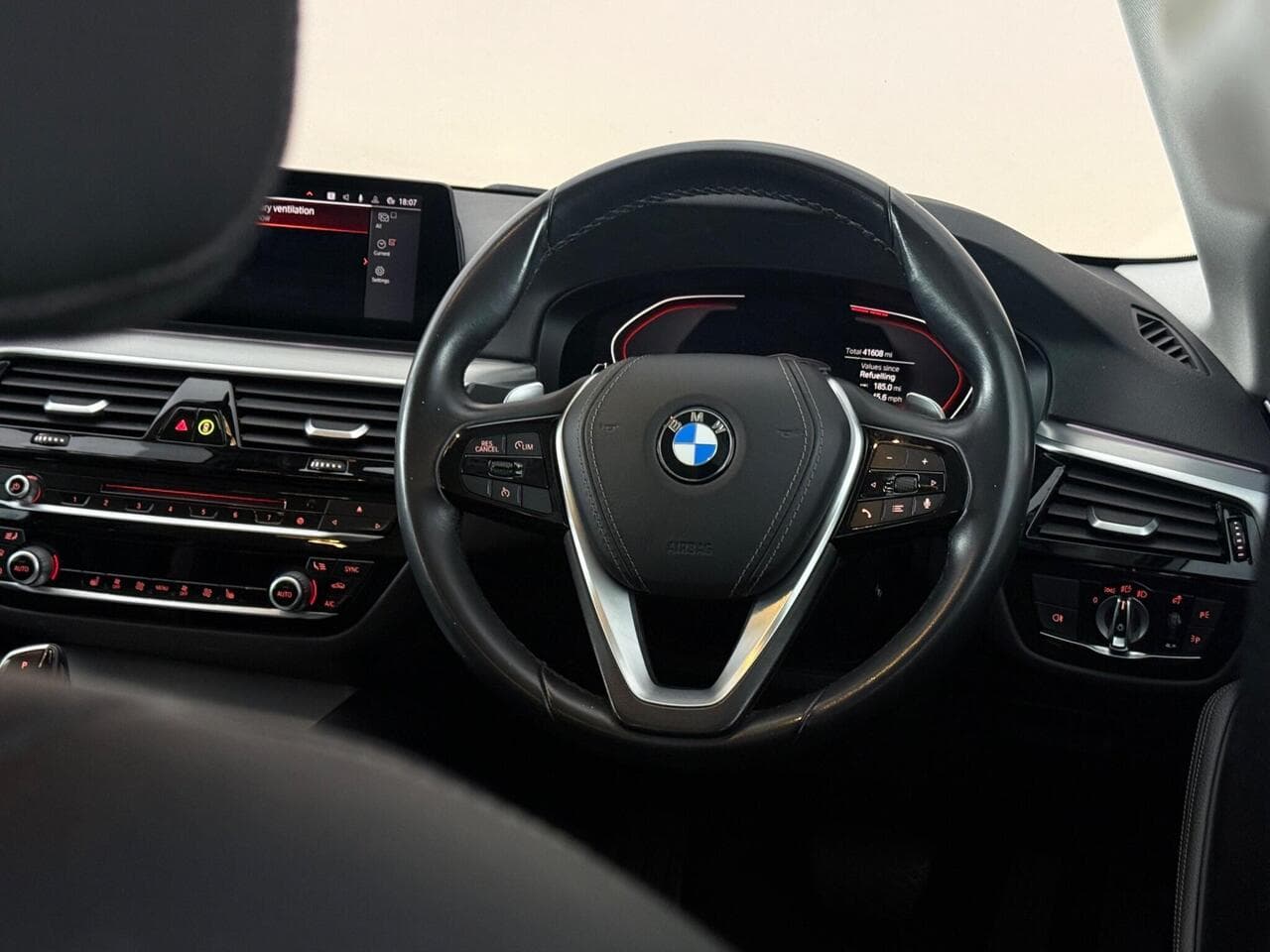 BMW 5 Series thumbnail Steering Wheel