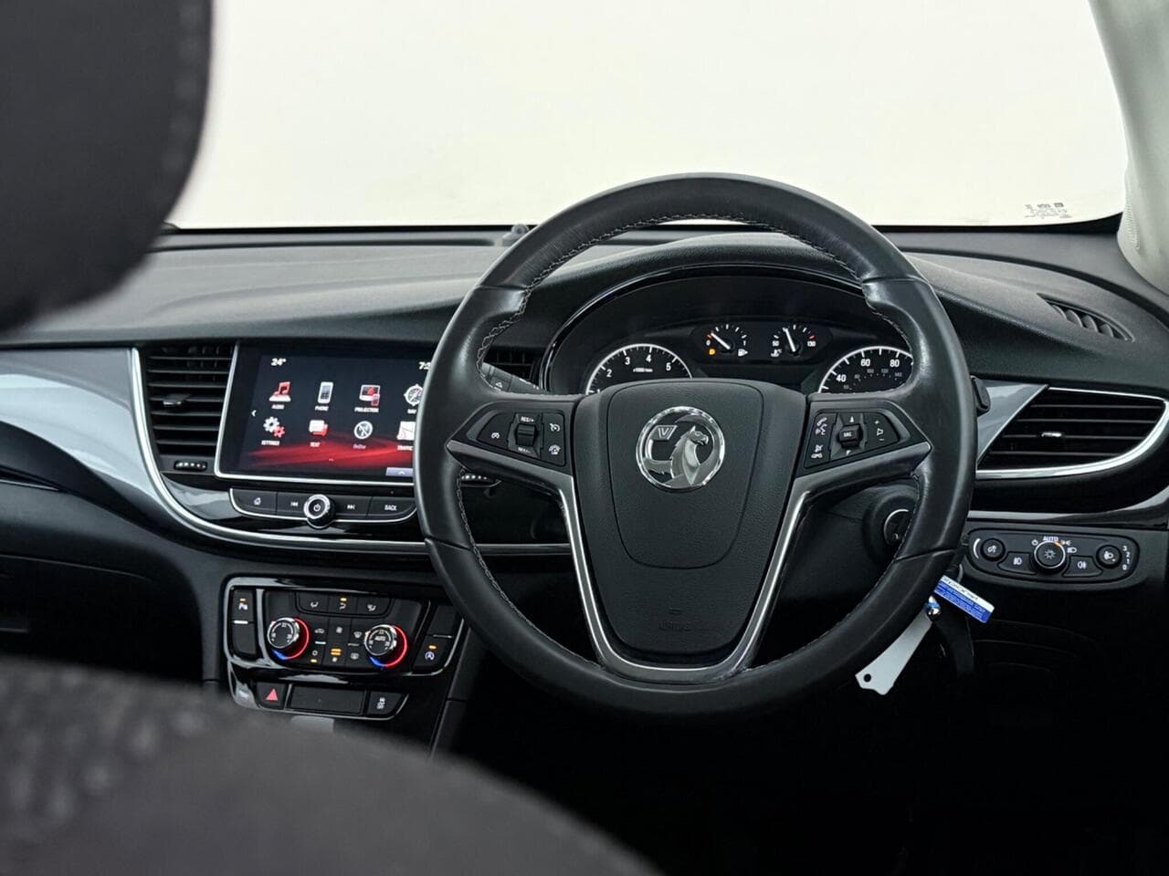 Vauxhall Mokka X thumbnail Steering Wheel