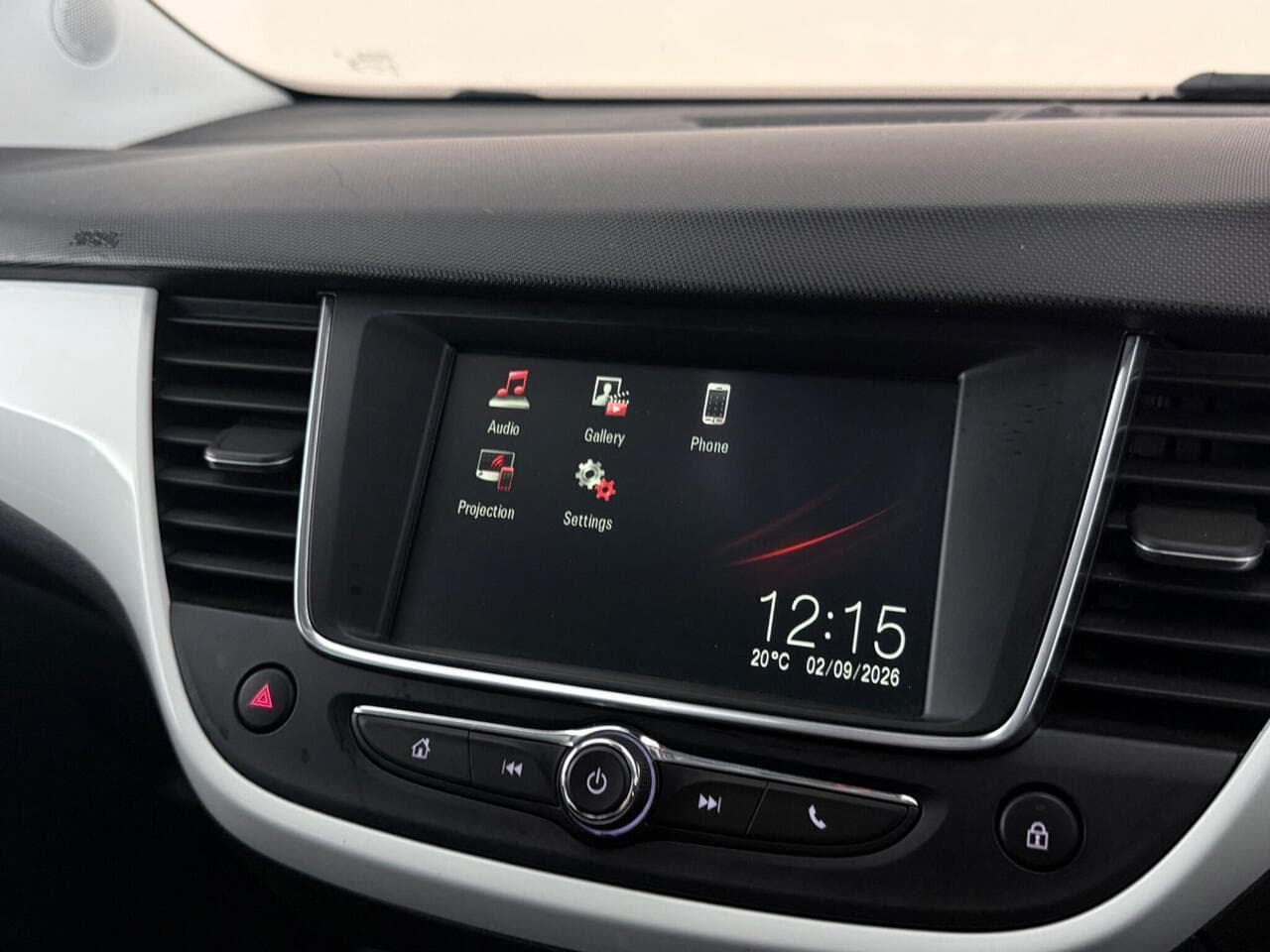 Vauxhall Crossland X thumbnail Infotainment System