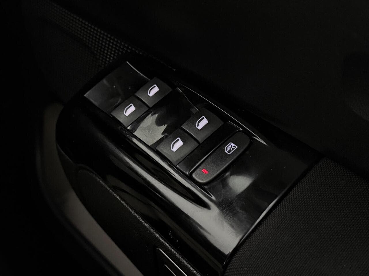 Citroen C3 thumbnail Misc Controls