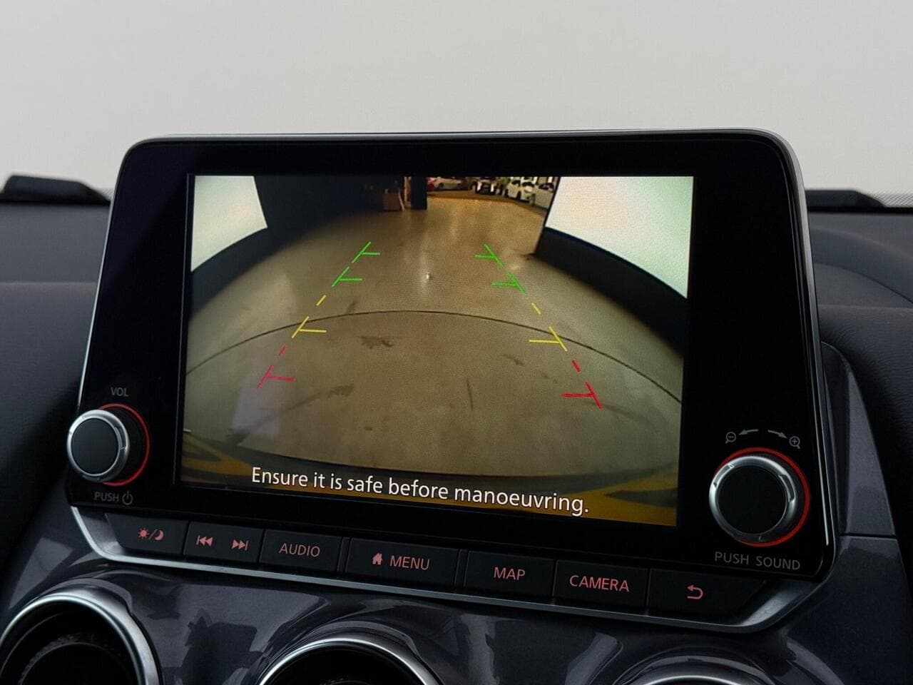 Nissan Juke thumbnail Infotainment System