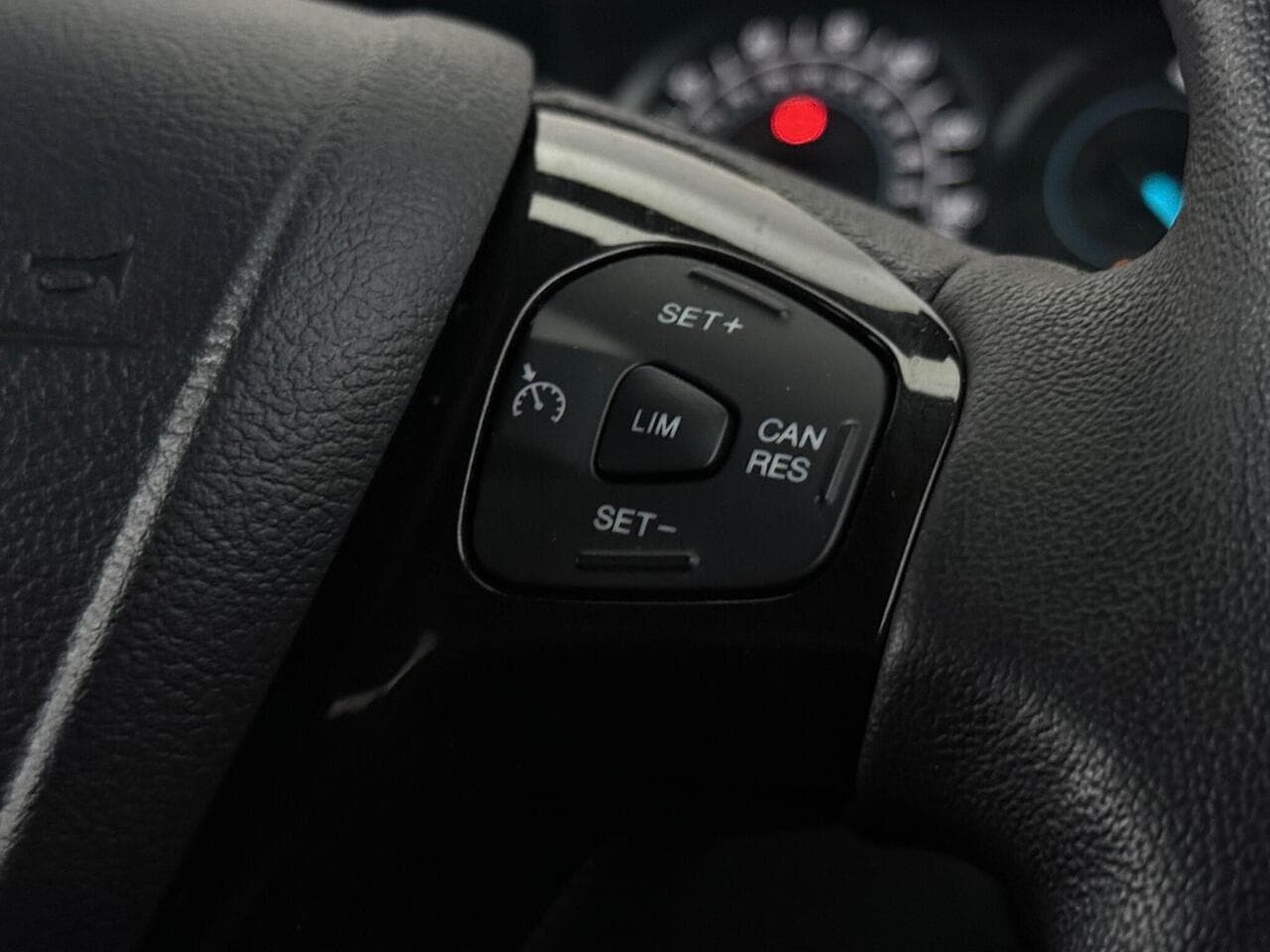 Ford Ka+ thumbnail Misc Controls