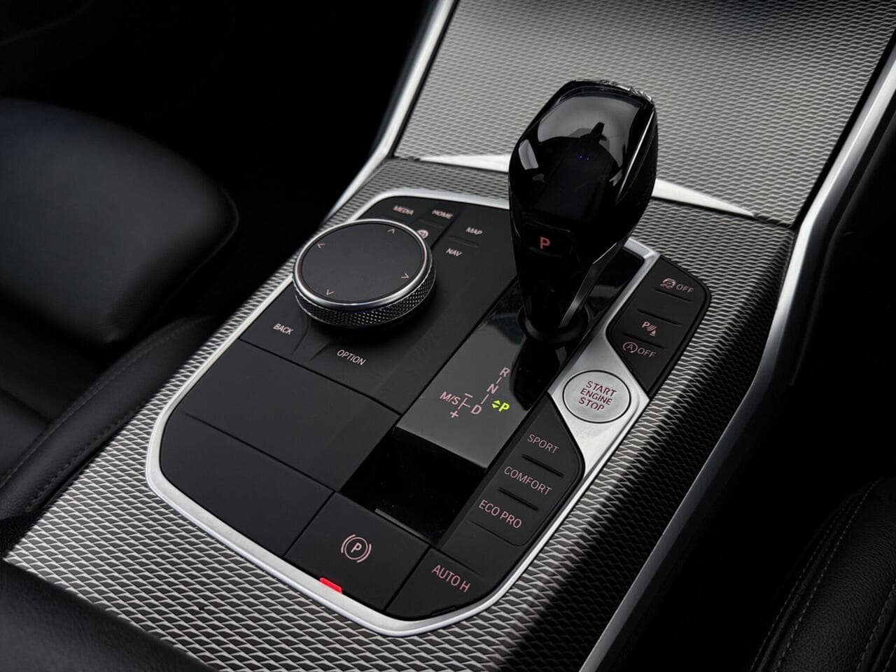 BMW 3 Series thumbnail Interior Front