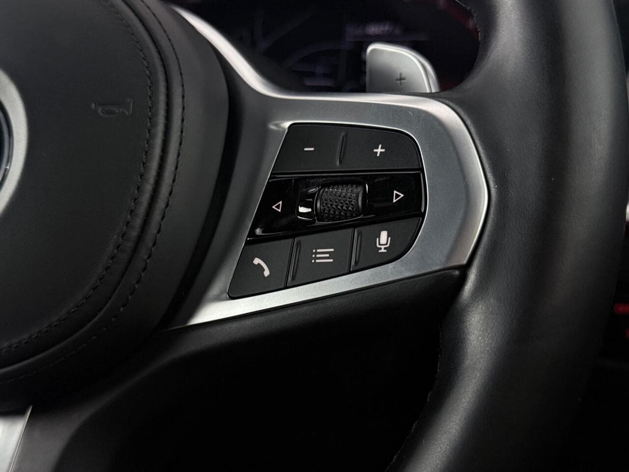 BMW 4 Series thumbnail Misc Controls