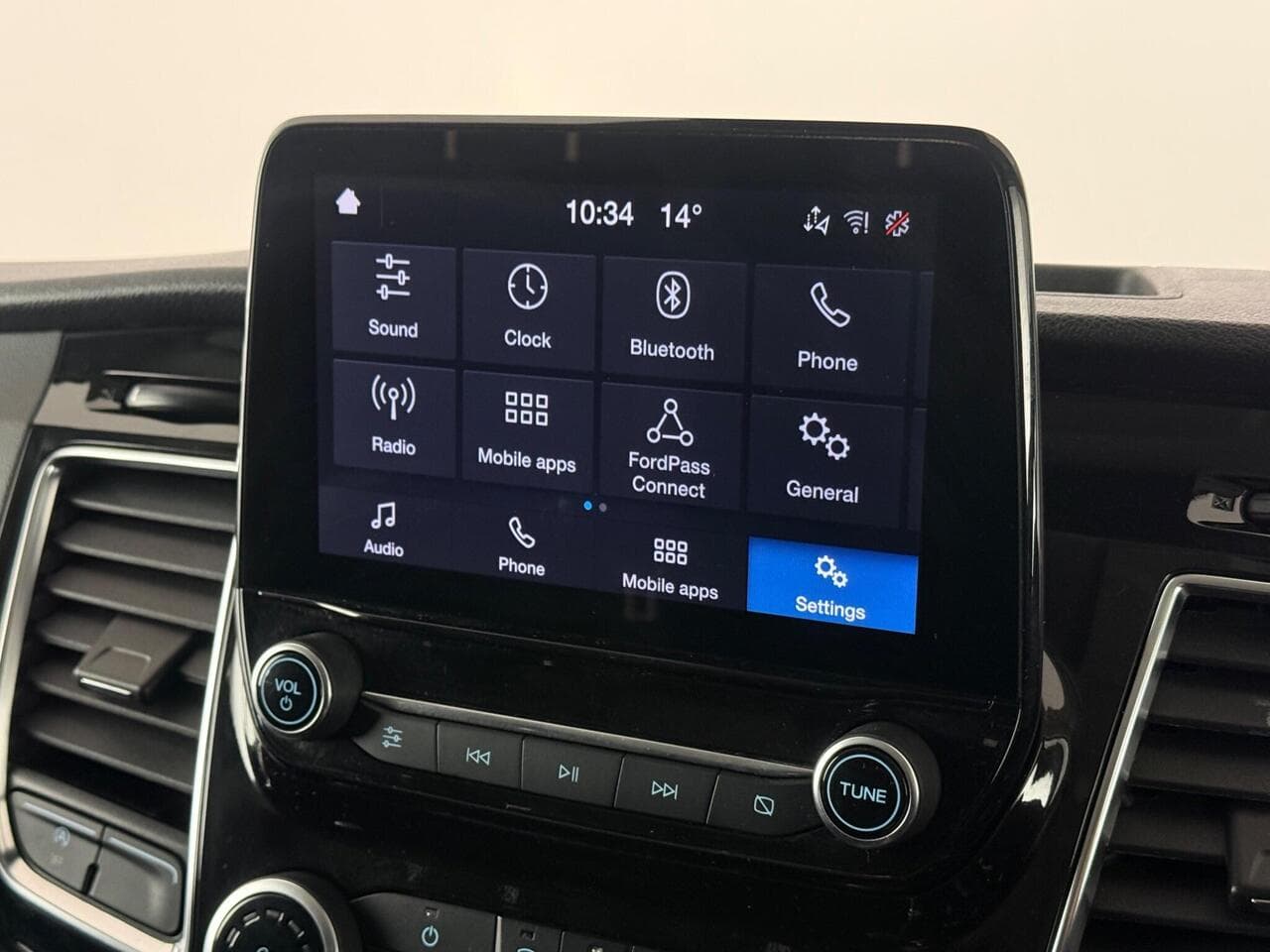 Ford Transit Custom thumbnail Infotainment System