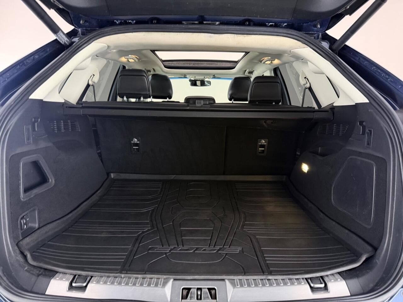 Ford Edge thumbnail Boot