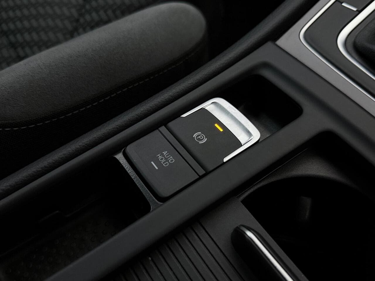 Volkswagen Golf thumbnail Misc Controls