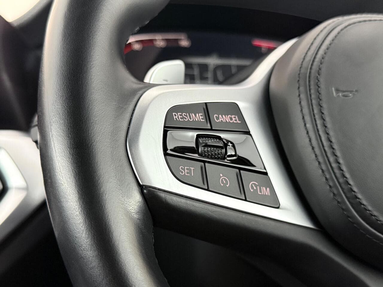 BMW 4 Series thumbnail Misc Controls