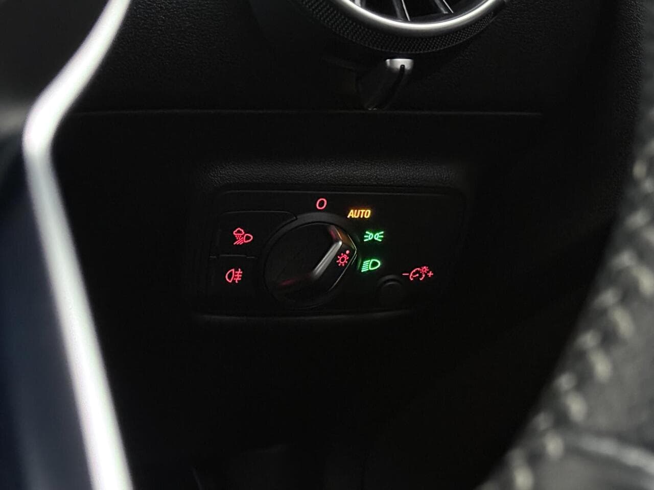 Audi TTS thumbnail Misc Controls
