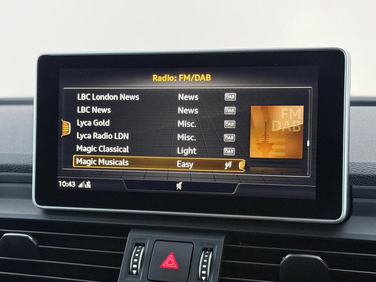 Audi Q5 thumbnail Infotainment System