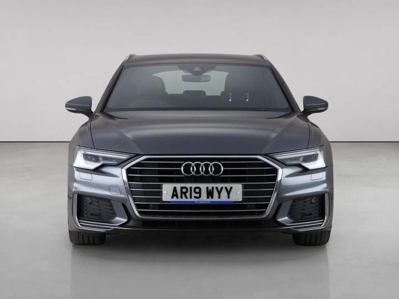 Audi A6 Avant thumbnail Front