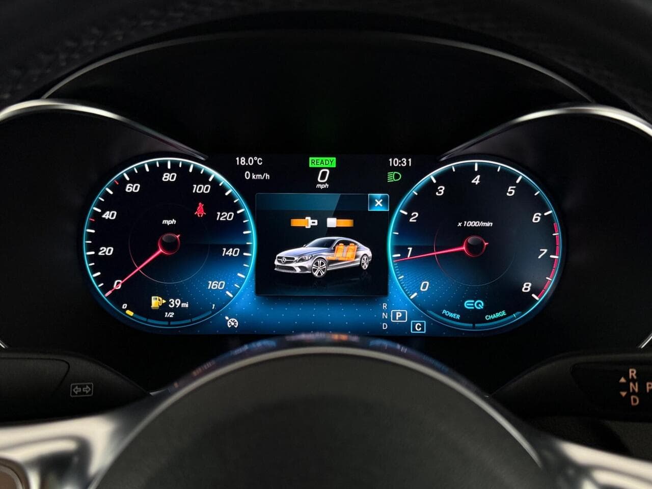 Mercedes-Benz C Class thumbnail Driver Instruments
