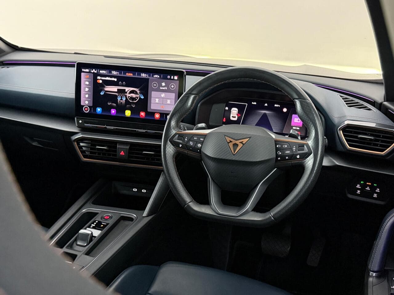 CUPRA Formentor thumbnail Interior Front