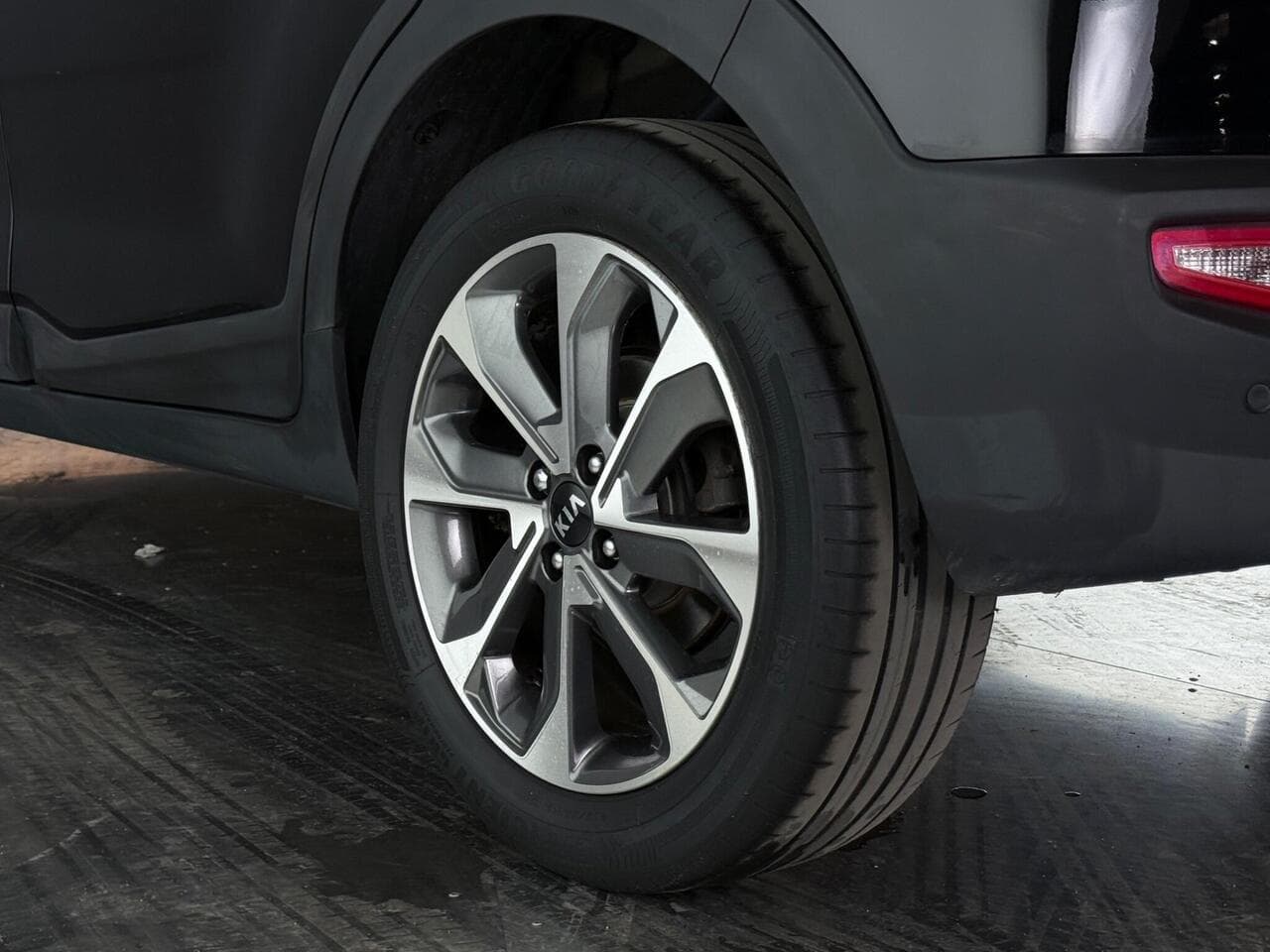 Kia Stonic thumbnail Wheel