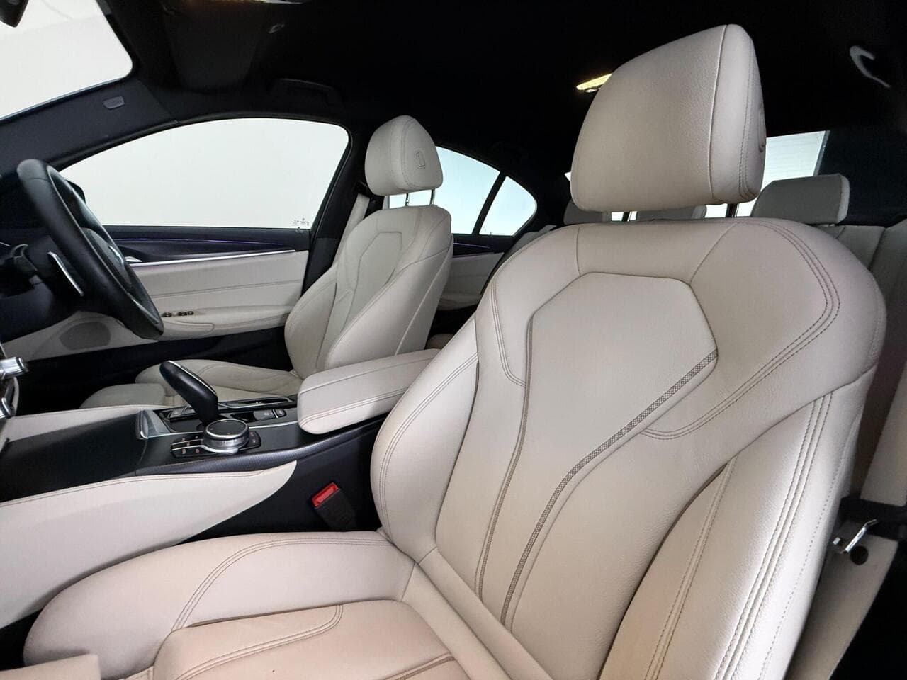 BMW 5 Series thumbnail Seat Front Passenger