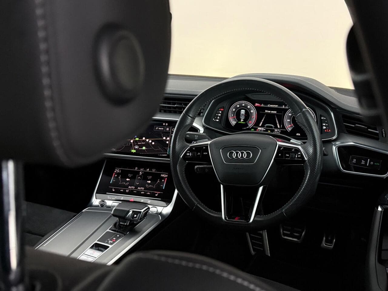 Audi A7 thumbnail Interior Front