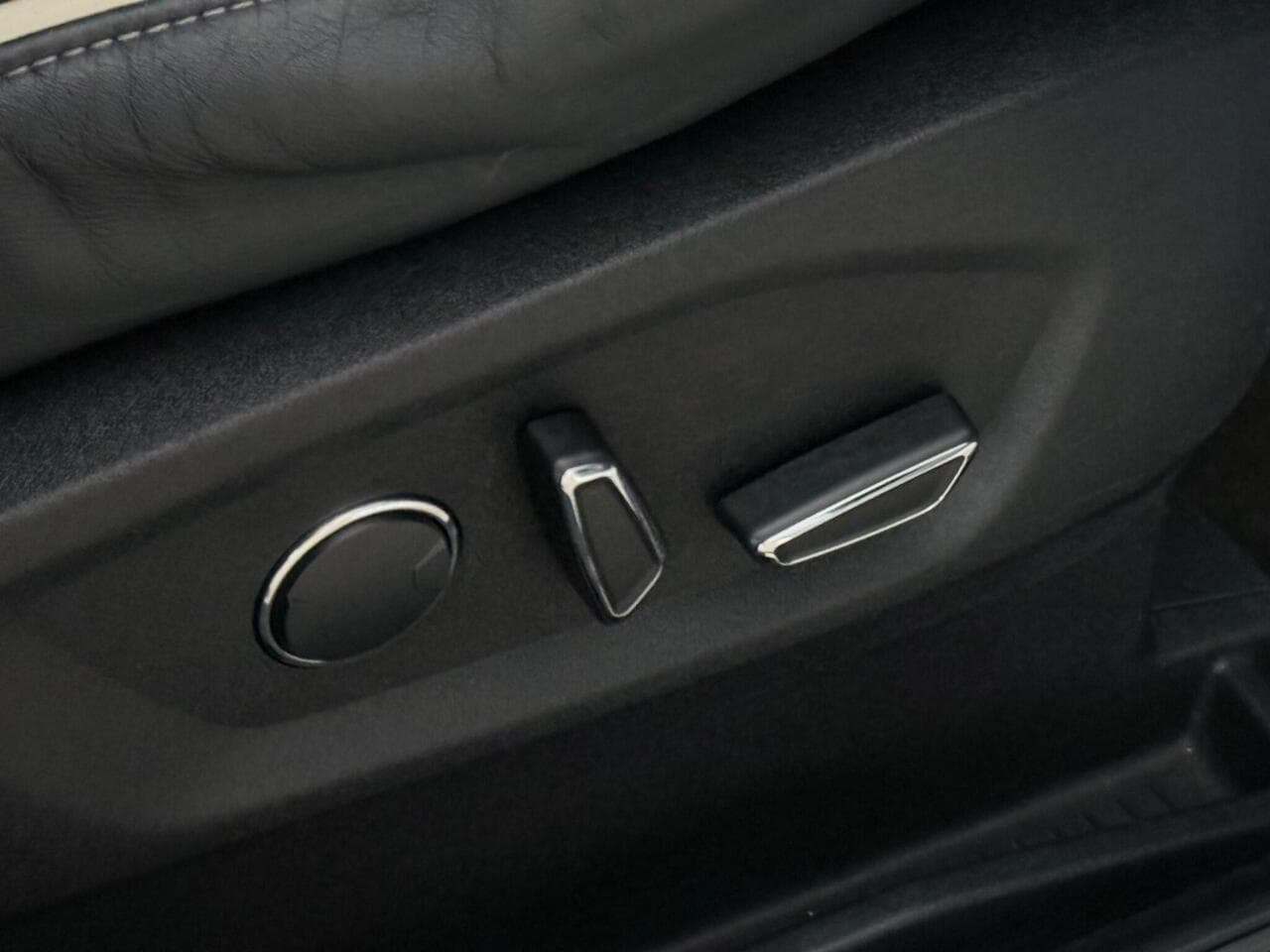 Ford S-Max thumbnail Misc Controls