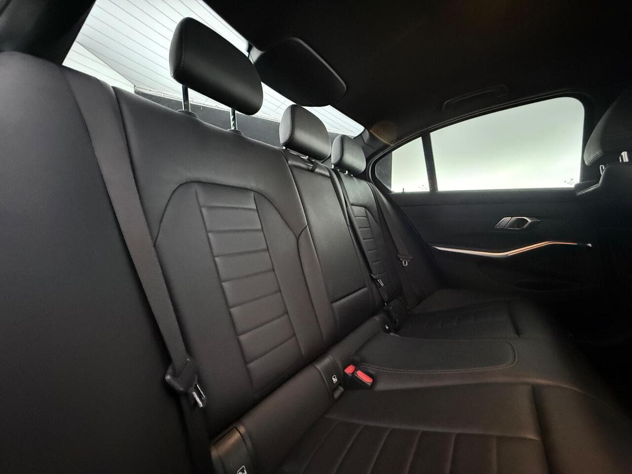BMW 3 Series thumbnail Seats Rear