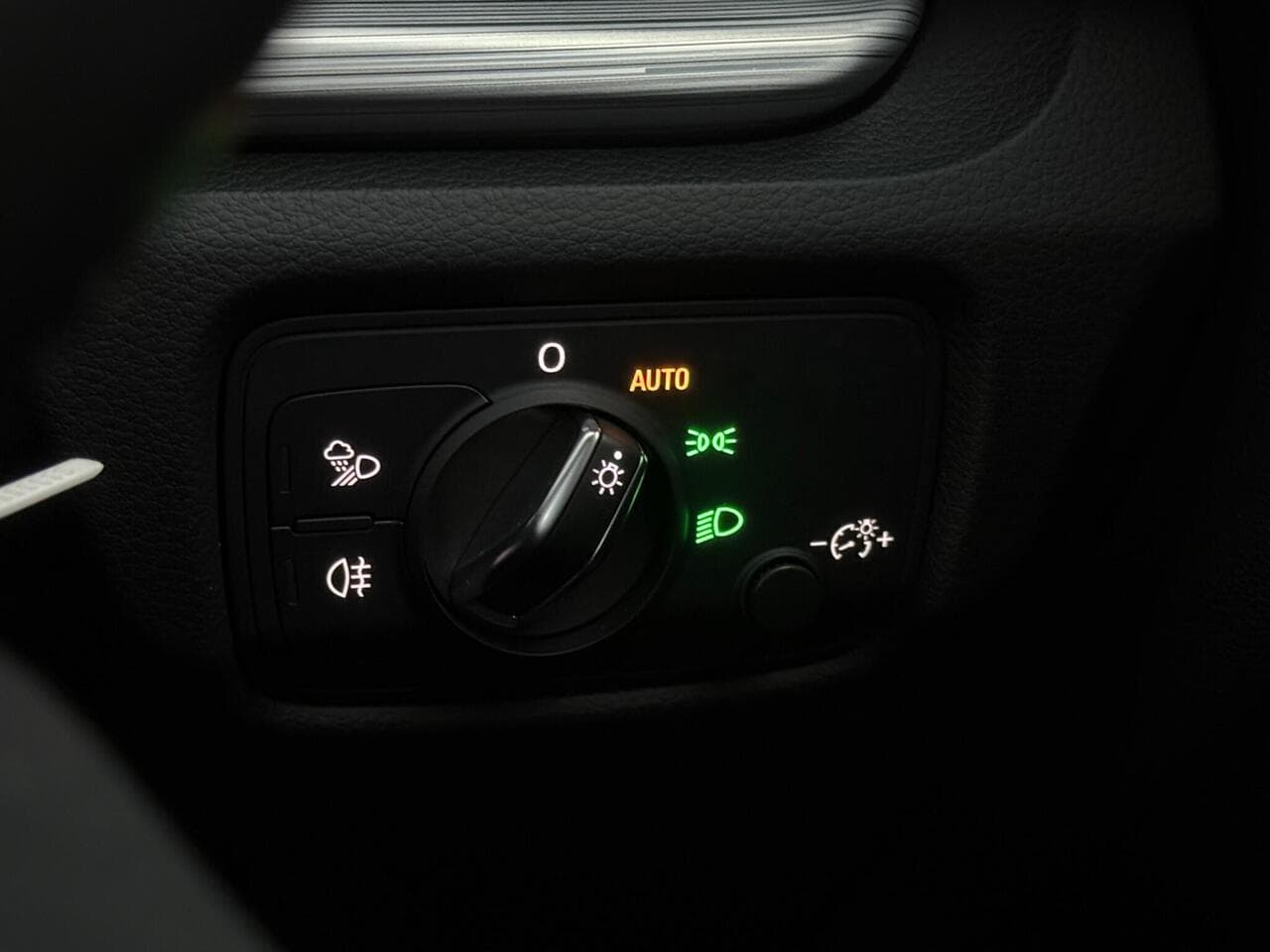 Audi A3 thumbnail Misc Controls