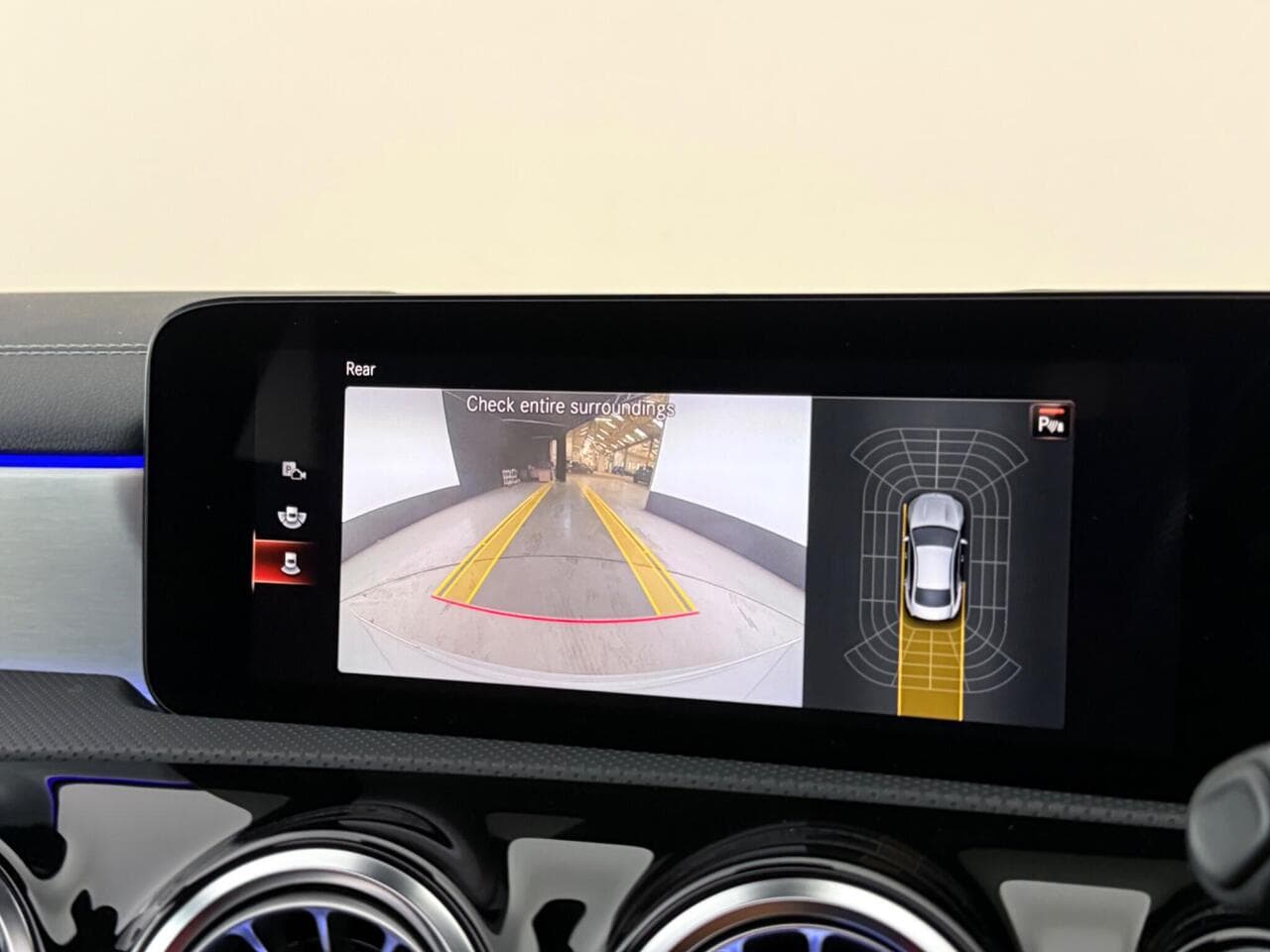 Mercedes-Benz CLA thumbnail Infotainment System