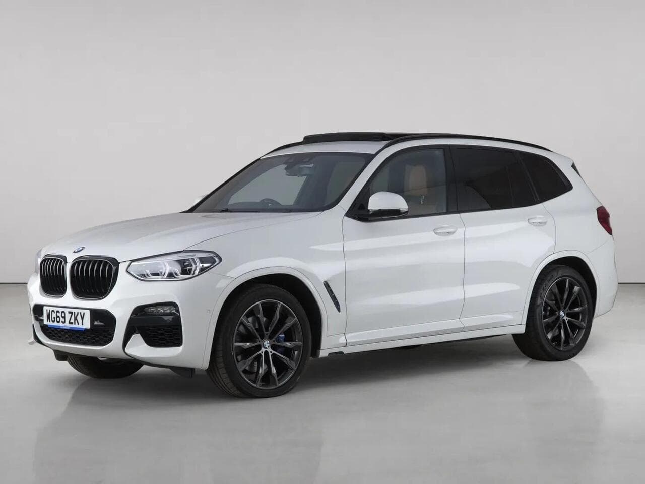 BMW X3 thumbnail Front Left