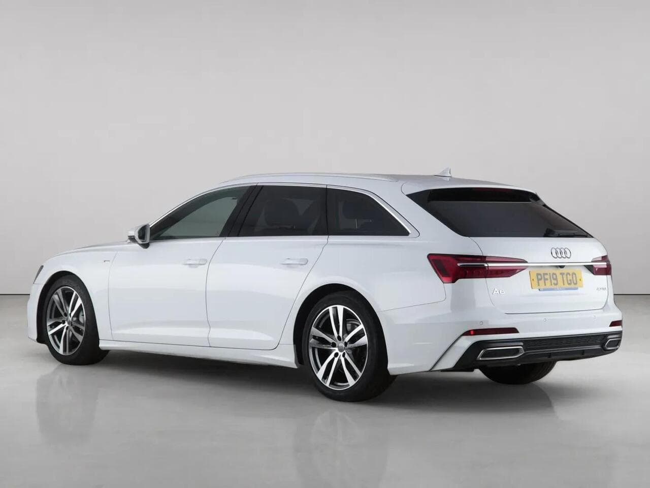 Audi A6 Avant thumbnail Rear Left